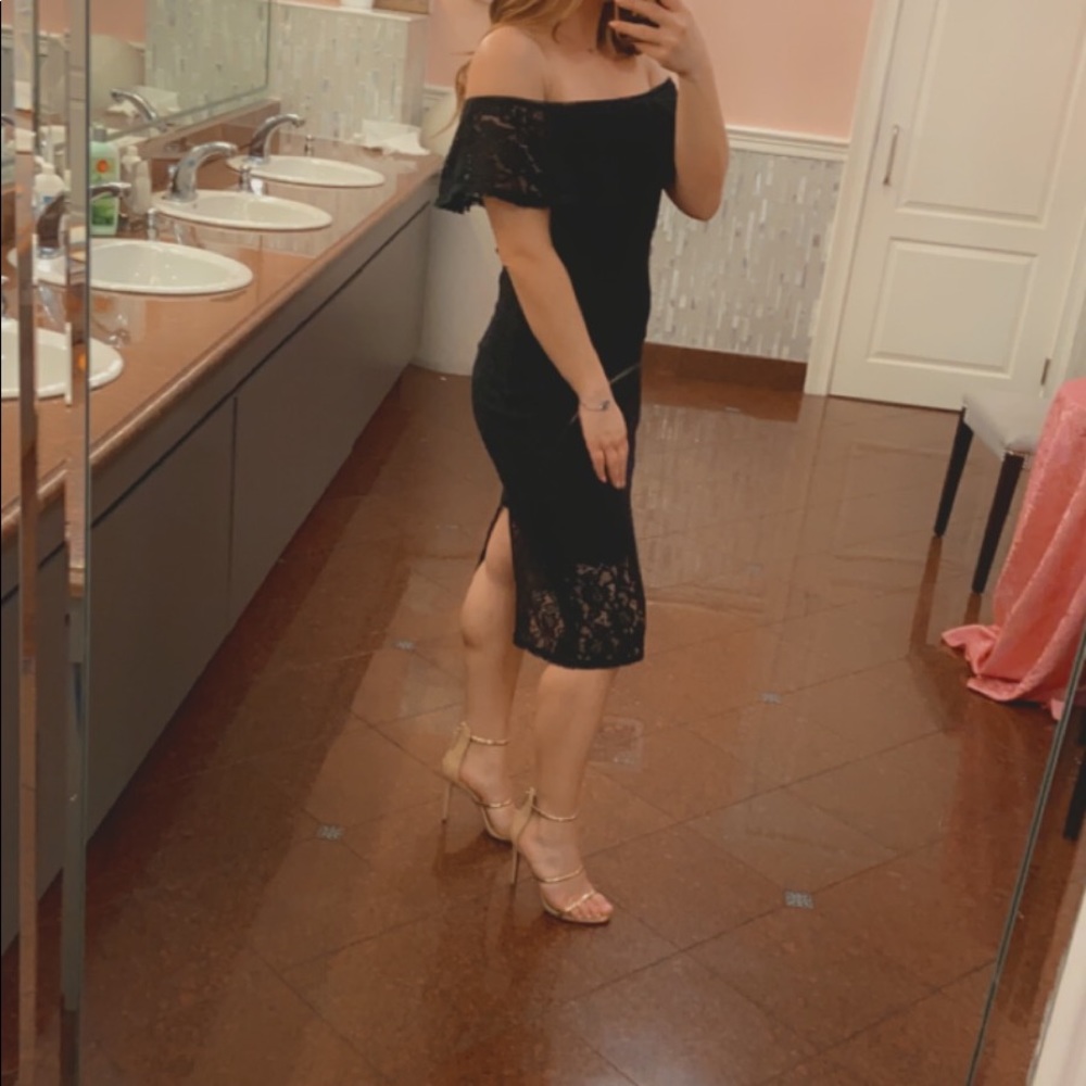 Off the shoulder midi lace dress